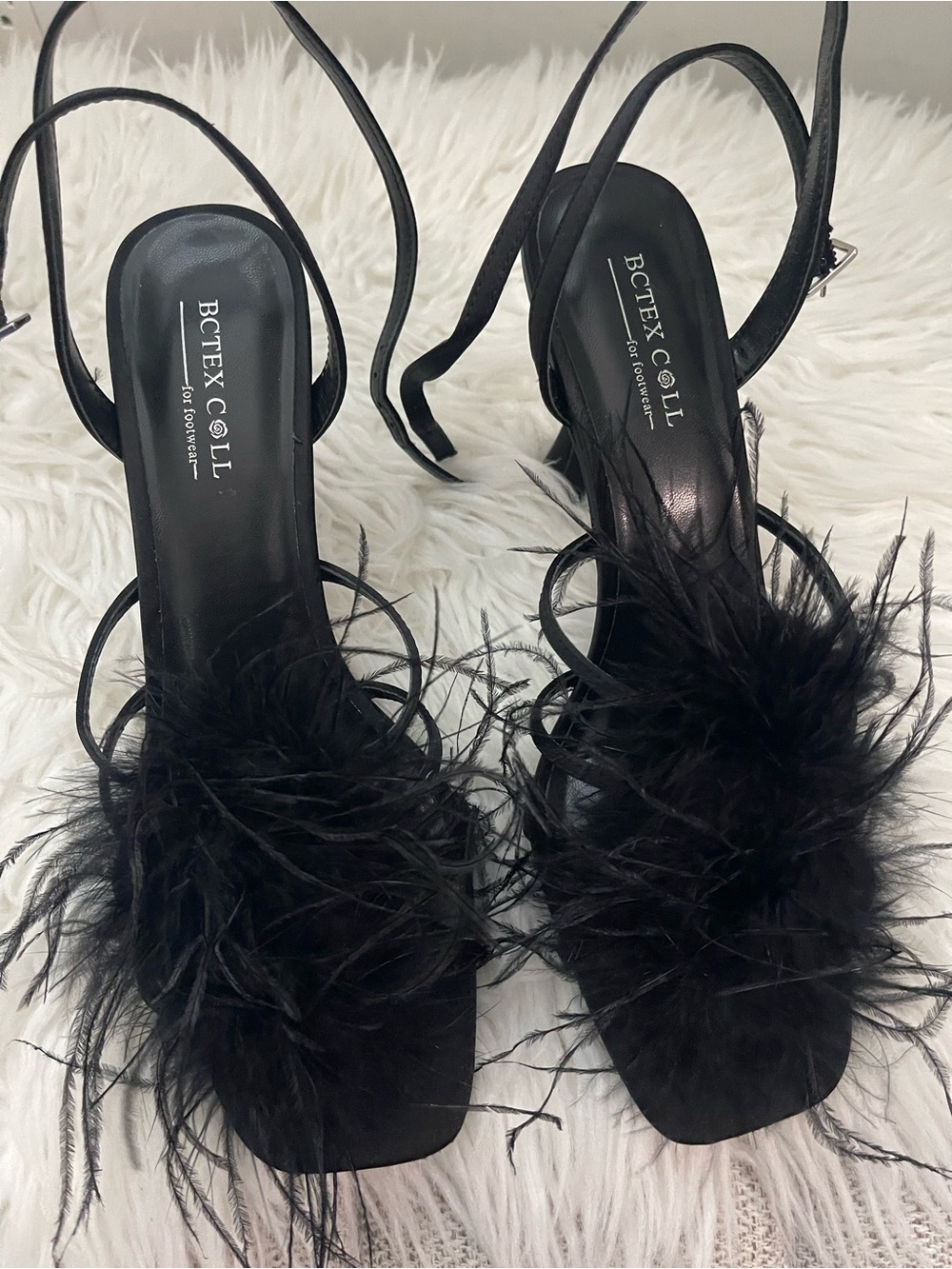 BCTEX COLL Black Feather Strappy Heels Y2K Party Sandals Worn Once/ Size 8